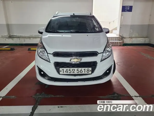 CHEVROLET SPARK 2014 — 122 325 км, белый, Корея — под ключ — фото 1