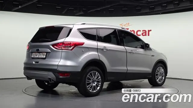 FORD KUGA 2016 — 140 633 км, серебристый, Корея — под ключ — фото 2