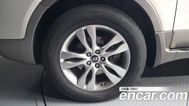 HYUNDAI VERACRUZ 2011 — 217 007 км, белый, Корея — под ключ — фото 5