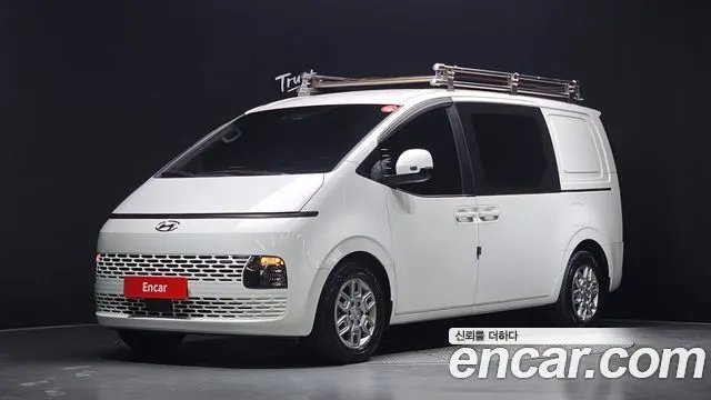 HYUNDAI STARIA 2022