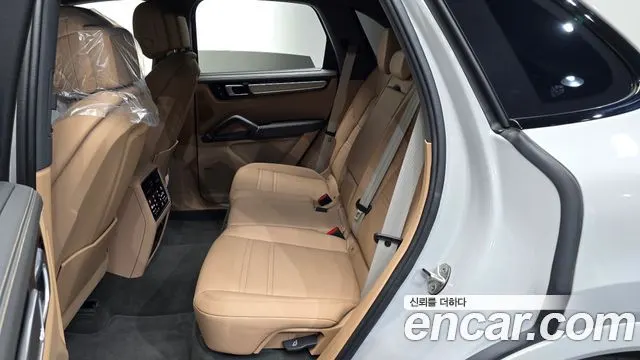 PORSCHE CAYENNE 2022 — 46 383 км, серебристо-серый, Корея — под ключ — фото 11