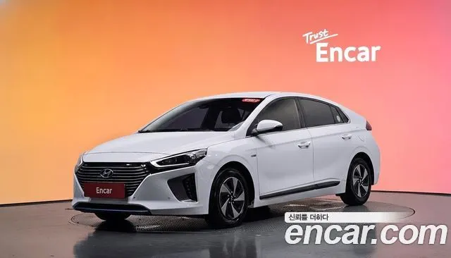 HYUNDAI IONIQ HYBRID 2018 — 99 224 км, белый, Корея — под ключ — фото 2