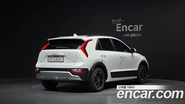 KIA NIRO 2025