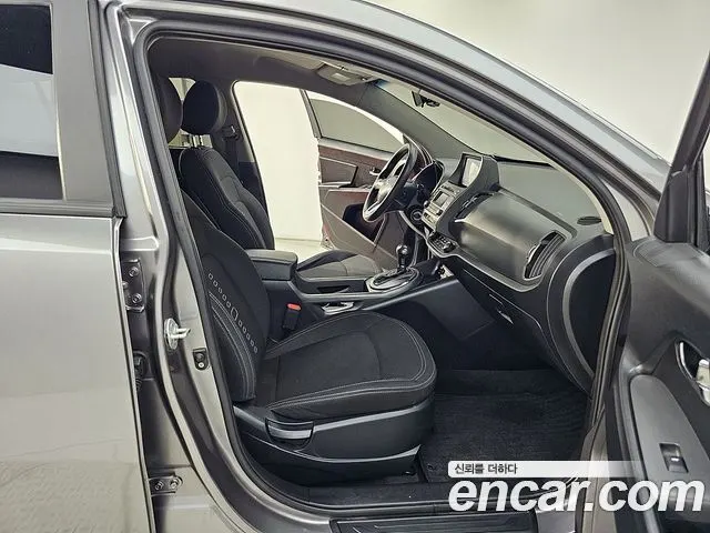 KIA SPORTAGE R 2012 — 185 000 км, серый, Корея — под ключ — фото 9