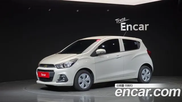 CHEVROLET SPARK 2016 — 54 406 км, белый-перламутр, Корея — под ключ — фото 1