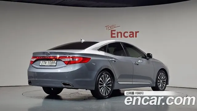 HYUNDAI GRANDEUR HG 2014