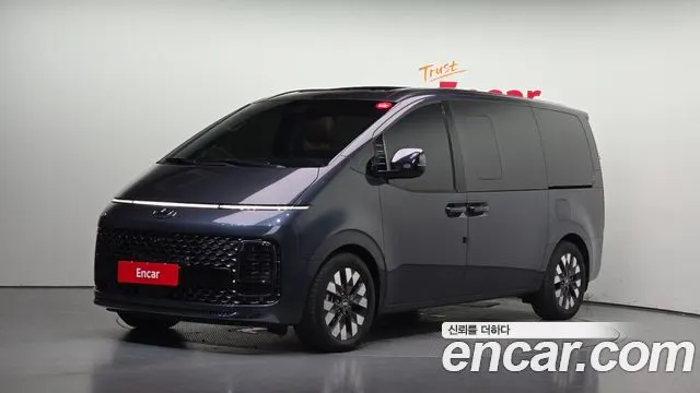 HYUNDAI STARIA 2023