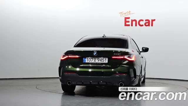 BMW 4 SERIES 2021 — 121 544 км, тёмно-зелёный, Корея — под ключ — фото 4