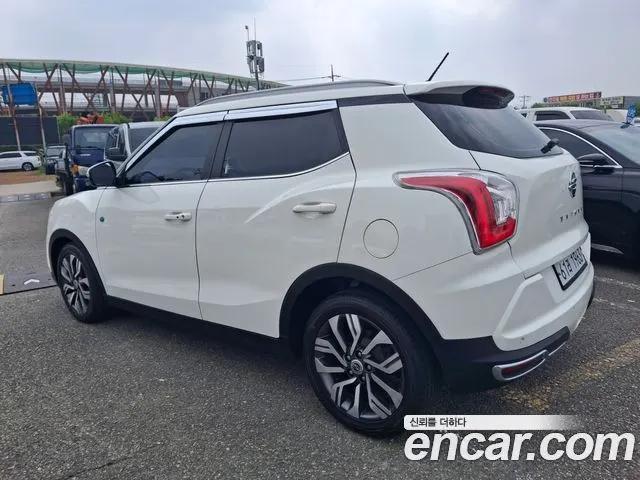 KGM TIVOLI ARMOUR 2019 — 62 169 км, белый-перламутр, Корея — под ключ — фото 3