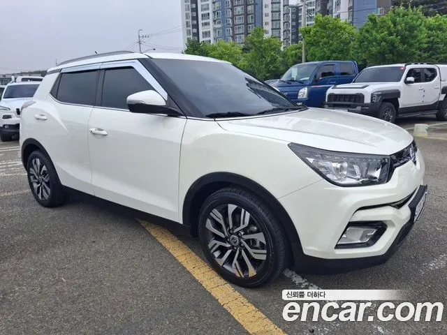 KGM TIVOLI ARMOUR 2019 — 62 169 км, белый-перламутр, Корея — под ключ — фото 6