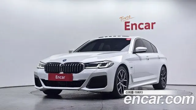 BMW 5 SERIES 2023