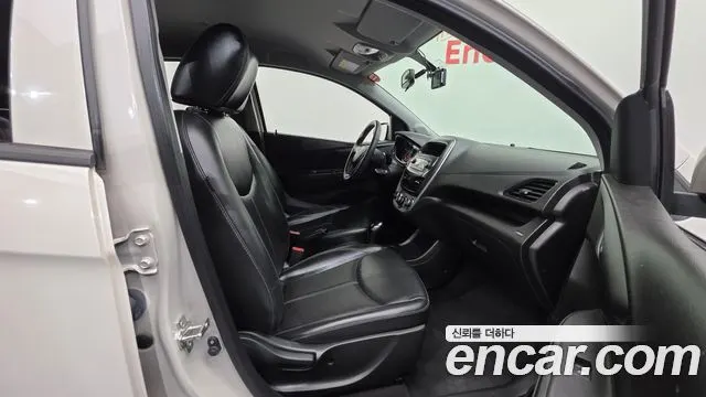 CHEVROLET SPARK 2018 — 48 613 км, белый-перламутр, Корея — под ключ — фото 10