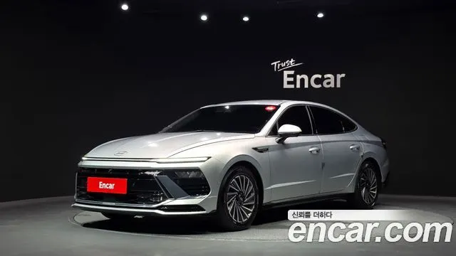 HYUNDAI SONATA HYBRID 2024