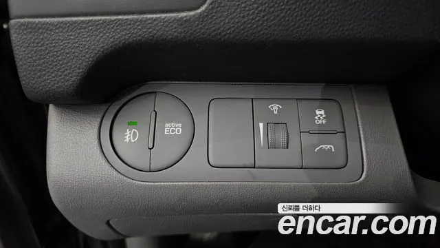 HYUNDAI GRAND STAREX 2019 — 109 637 км, серебристый, Корея — под ключ — фото 12