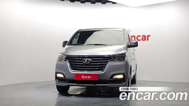 HYUNDAI GRAND STAREX 2019 — 109 637 км, серебристый, Корея — под ключ — фото 3