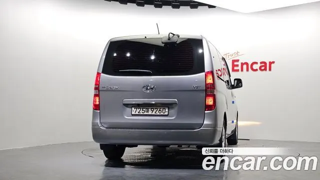 HYUNDAI GRAND STAREX 2019 — 109 637 км, серебристый, Корея — под ключ — фото 4