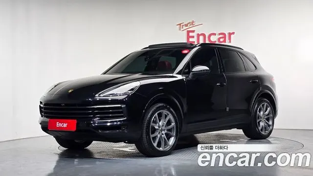 PORSCHE CAYENNE 2019 — 60 151 км, чёрный, Корея — под ключ — фото 1