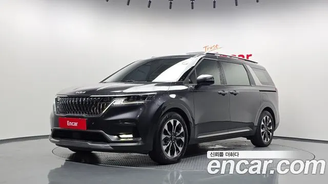 KIA CARNIVAL 2023