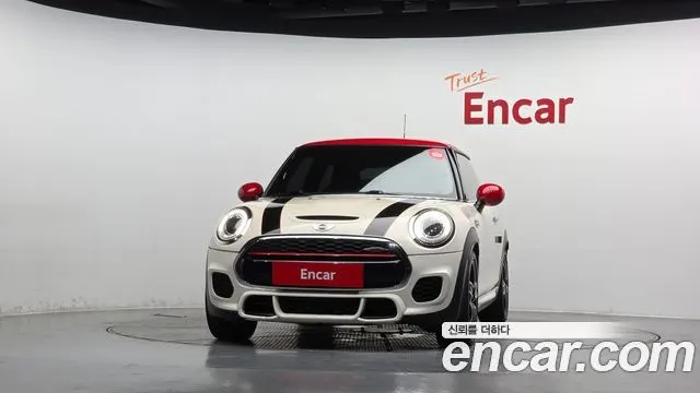 MINI COOPER S 2018 — 100 645 км, белый-перламутр, Корея — под ключ — фото 3