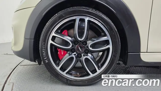 MINI COOPER S 2018 — 100 645 км, белый-перламутр, Корея — под ключ — фото 5