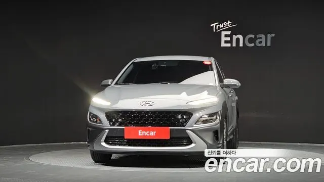 HYUNDAI KONA HYBRID 2023 — 31 110 км, серебристо-серый, Корея — под ключ — фото 3