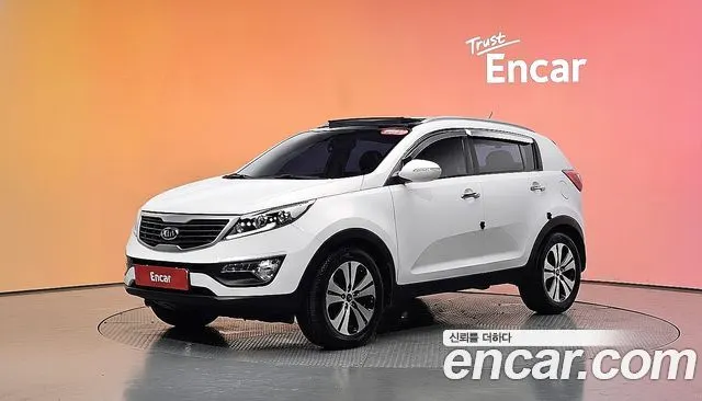 KIA SPORTAGE R 2012 — 119 648 км, белый, Корея — под ключ — фото 2