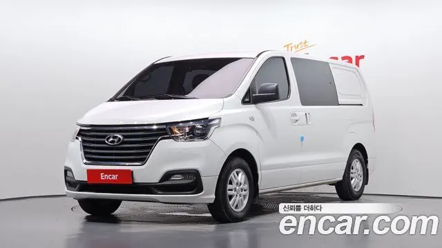 HYUNDAI GRAND STAREX 2019