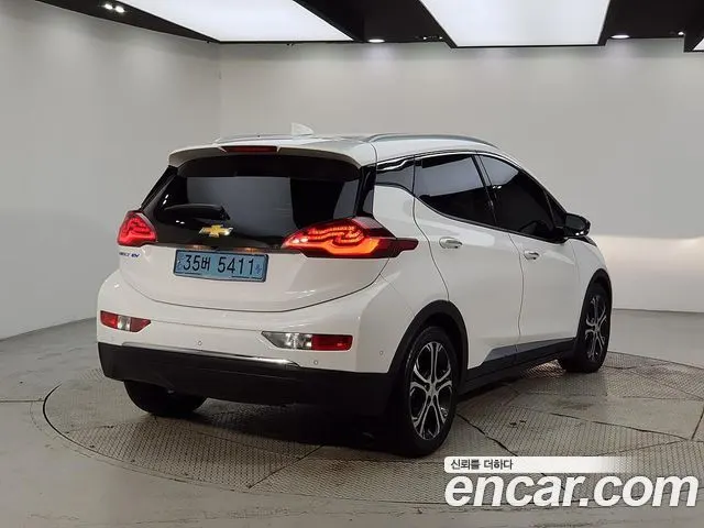 CHEVROLET BOLT 2018 — 239 929 км, белый, Корея — под ключ — фото 4