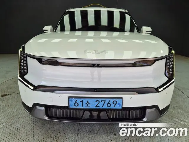 Kia EV9 — из Кореи под ключ