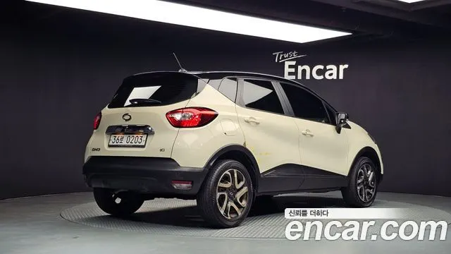RENAULT KOREA QM3 2016 — 138 565 км, белый-перламутр, Корея — под ключ — фото 2