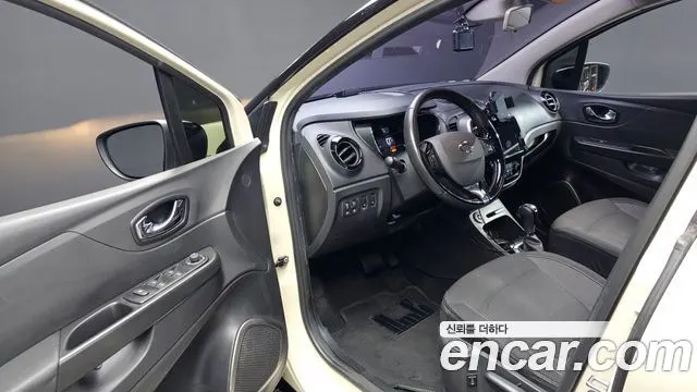RENAULT KOREA QM3 2016 — 138 565 км, белый-перламутр, Корея — под ключ — фото 10