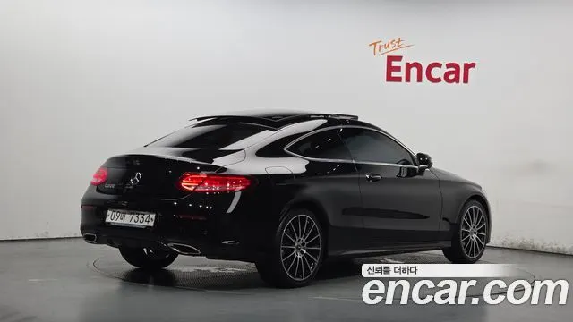 MERCEDES-BENZ C-CLASS W205 2017