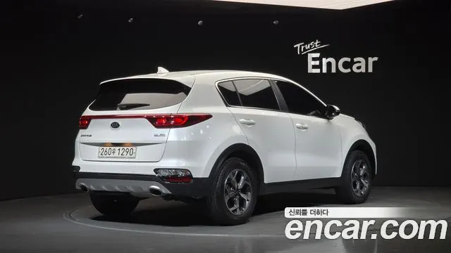 KIA SPORTAGE THE BOLD 2019 — 132 167 км, белый, Корея — под ключ — фото 2