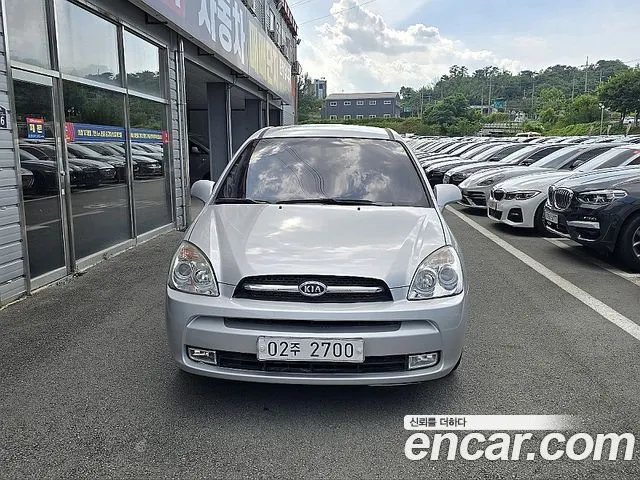KIA CARENS 2008 — 110 500 км, серебристо-серый, Корея — под ключ — фото 2