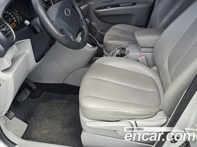 KIA CARENS 2008 — 110 500 км, серебристо-серый, Корея — под ключ — фото 7