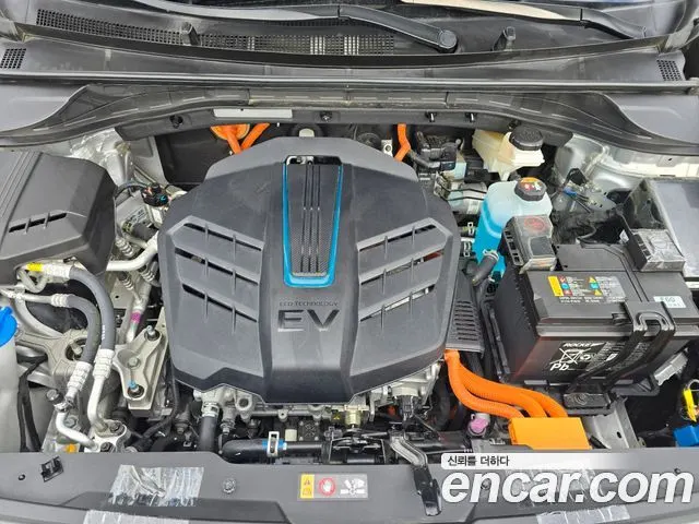 KIA NIRO PLUS 2024 — 29 000 км, серебристый, Корея — под ключ — фото 6