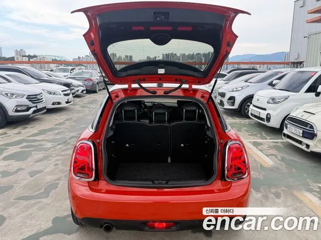 MINI COOPER 2019 — 77 785 км, оранжевый, Корея — под ключ — фото 8