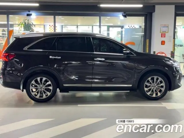 KIA SORENTO 2018 — 95 745 км, коричневый, Корея — под ключ — фото 3