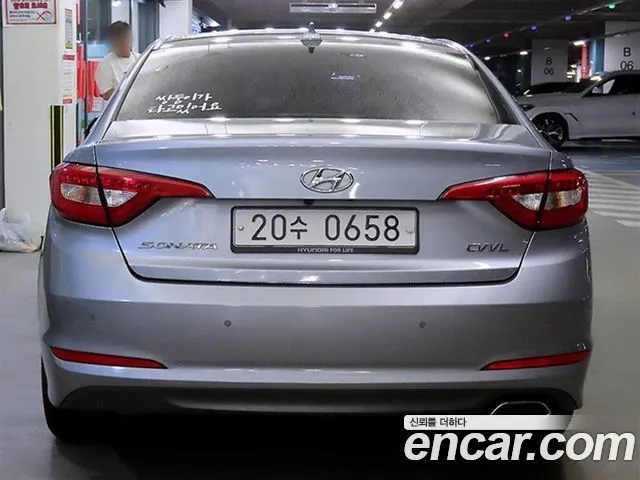HYUNDAI SONATA 2016 — 31 000 км, серебристо-серый, Корея — под ключ — фото 5