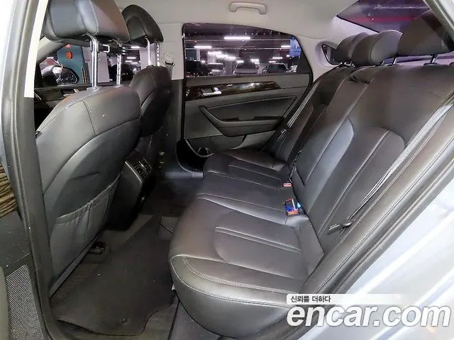 HYUNDAI SONATA 2016 — 31 000 км, серебристо-серый, Корея — под ключ — фото 7