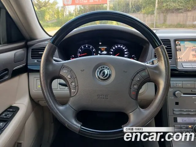 KIA OPIRUS PREMIUM 2010 — 161 500 км, белый-перламутр, Корея — под ключ — фото 9