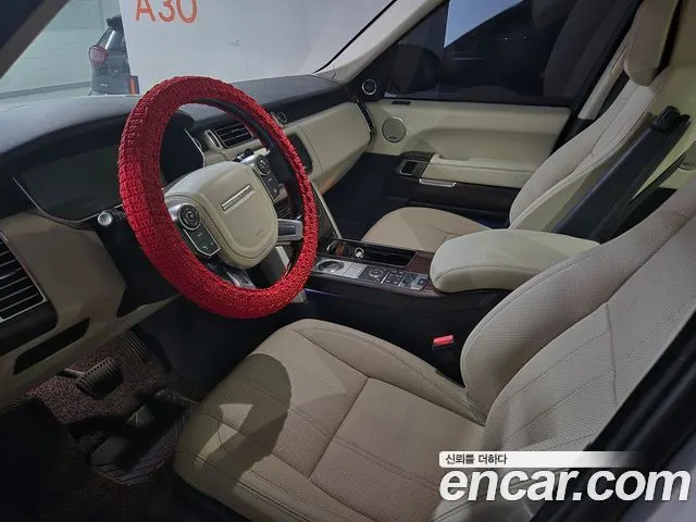 LAND ROVER RANGE ROVER 2017 — 142 888 км, белый, Корея — под ключ — фото 5
