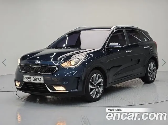 KIA NIRO 2017 — 48 930 км, синий, Корея — под ключ — фото 1