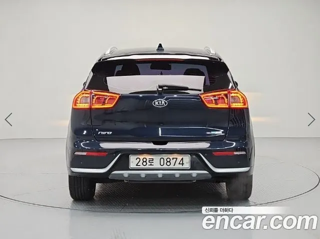 KIA NIRO 2017 — 48 930 км, синий, Корея — под ключ — фото 3