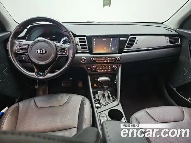 KIA NIRO 2017 — 48 930 км, синий, Корея — под ключ — фото 7