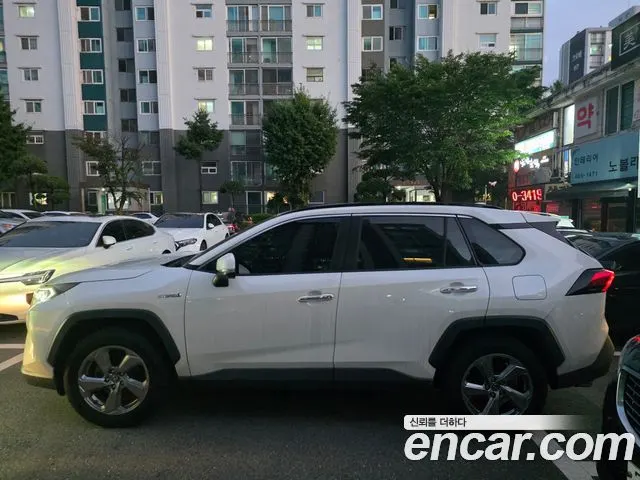 TOYOTA RAV4 2019 — 53 600 км, белый, Корея — под ключ — фото 4