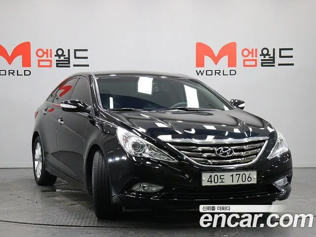 HYUNDAI SONATA 2011 — 137 942 км, чёрный, Корея — под ключ — фото 2