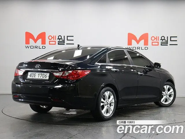 HYUNDAI SONATA 2011 — 137 942 км, чёрный, Корея — под ключ — фото 3