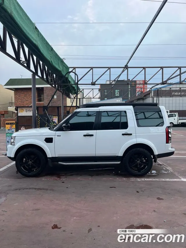 LAND ROVER DISCOVERY 4 2014 — 149 900 км, белый, Корея — под ключ — фото 2