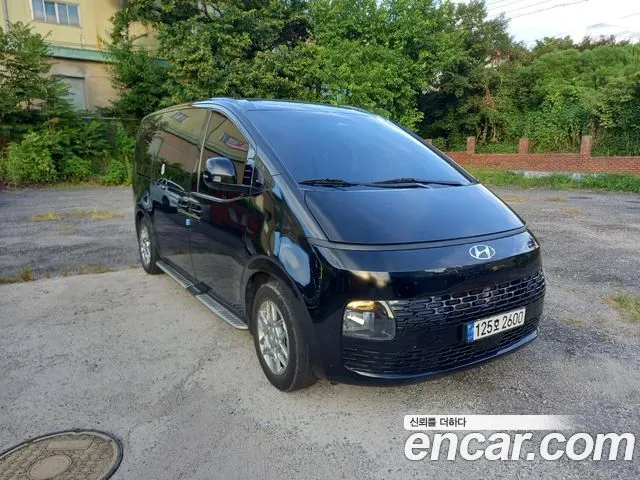 HYUNDAI STARIA 2022 — 139 780 км, чёрный, Корея — под ключ — фото 2